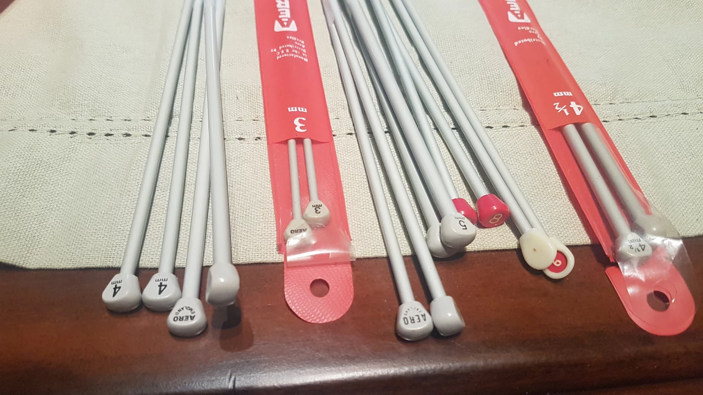 Aero Knitting Needles Set