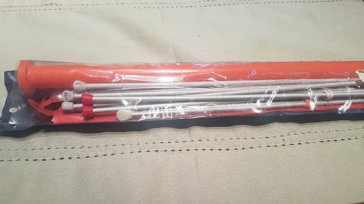 Aero Knitting Needles Set - photo 2