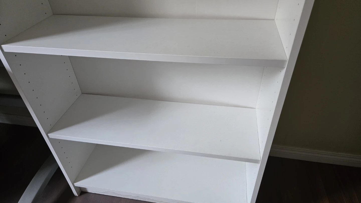 IKEA Billy White Bookshelf – 3 Adjustable Shelves - photo 3
