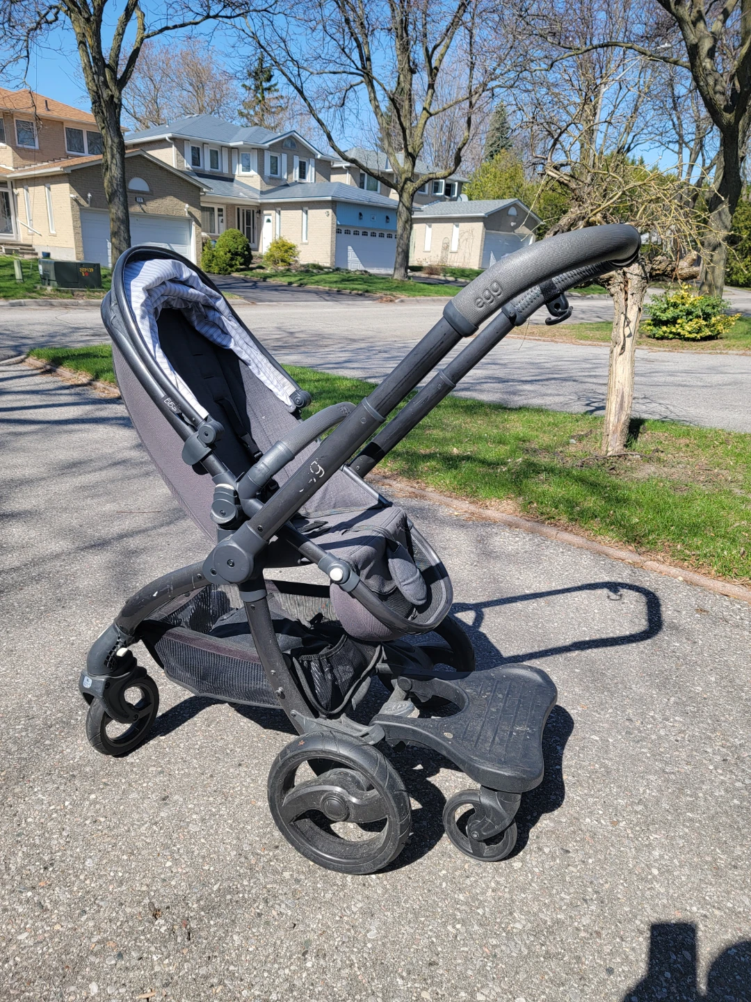 Egg Stroller with Ride-On Board