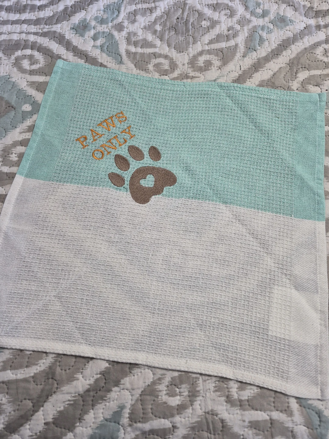 Fun 16" x 16" Paws Only Embroidered Towel - photo 3