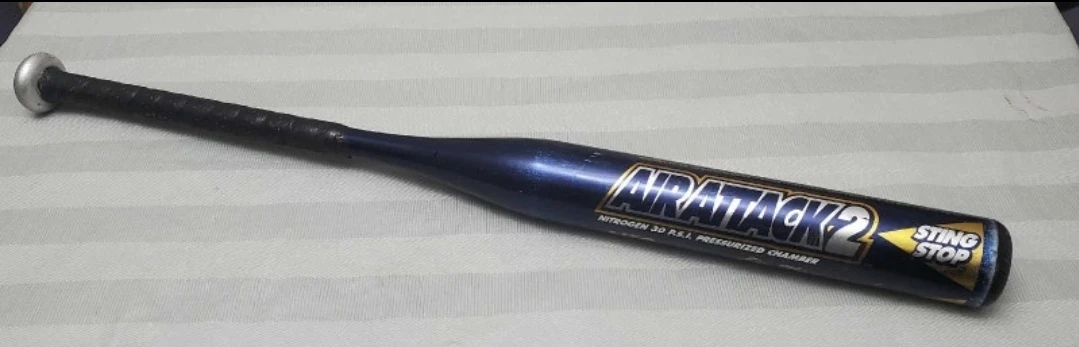 Louisville slugger air attack 2 lisa Fernandez  bat 28" 18 oz