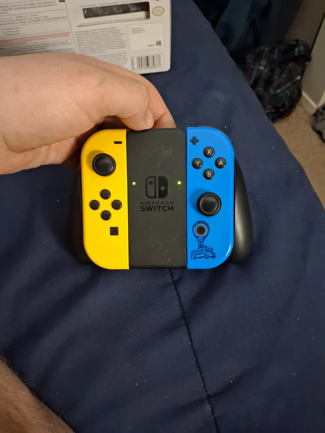 Nintendo Switch Fortnite Wildcat Bundle - photo 2