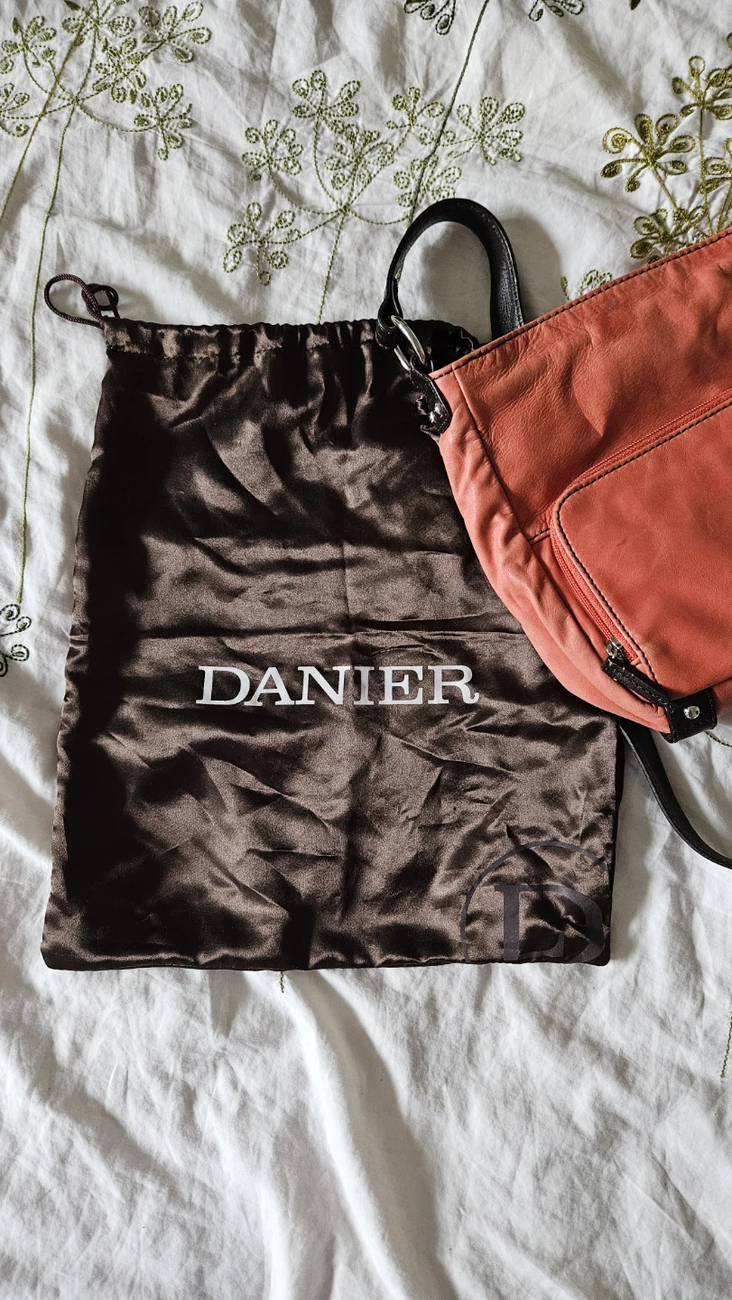 Vintage Danier Orange Leather Crossbody Bag - photo 3