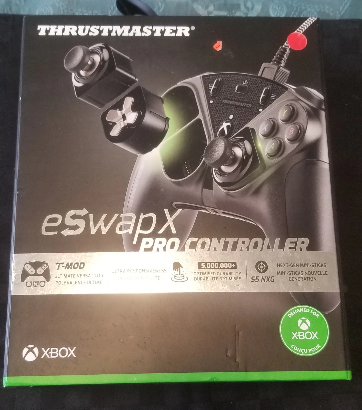 Thrustmaster ESwapX Pro Controller-Needs New Stick