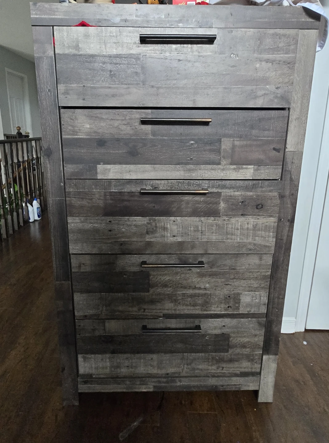Wooden Dresser with 6 Drawers + Bed - photo 3