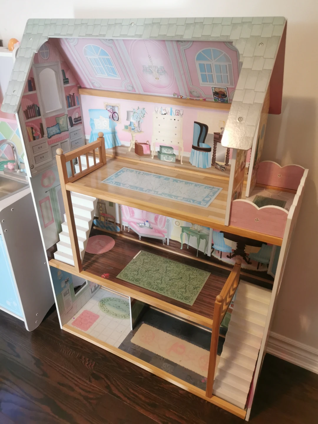 Wooden Dollhouse - photo 2