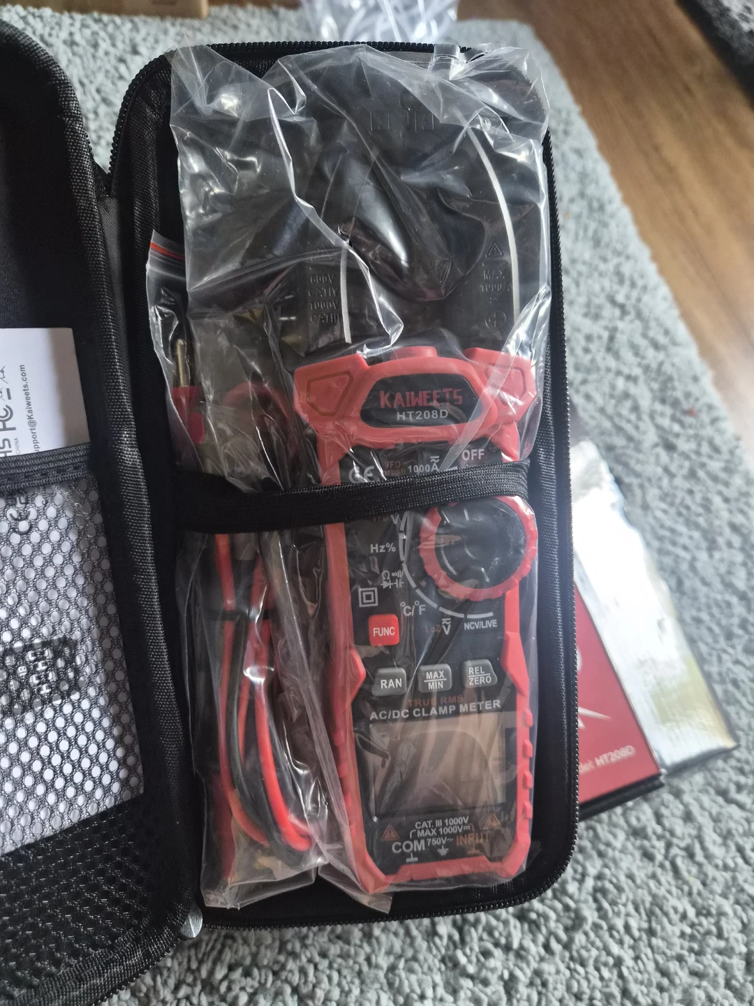 Kaiweets HT208D AC/DC Clamp Meter