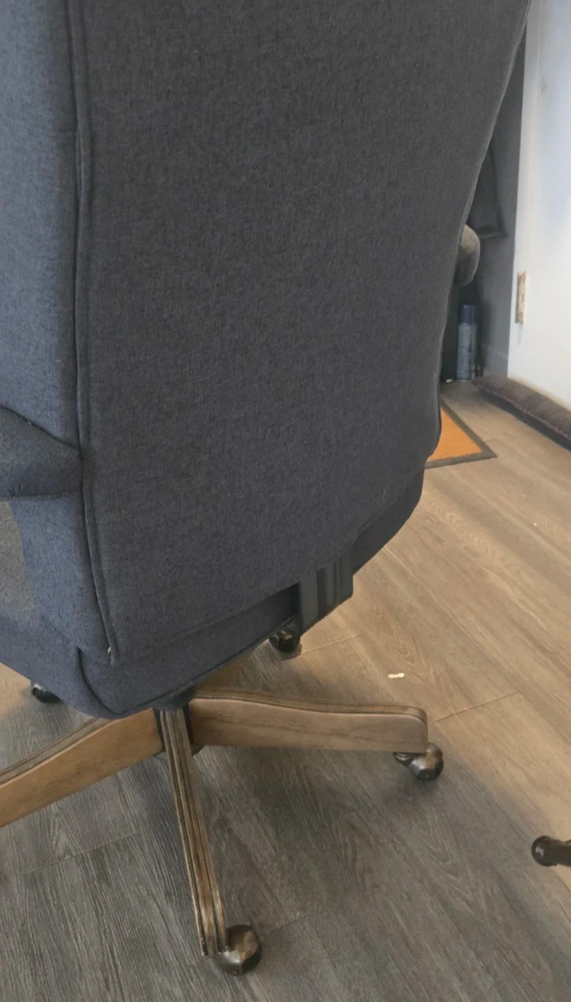 Office Chair, Must go ASAP‼️ - photo 3