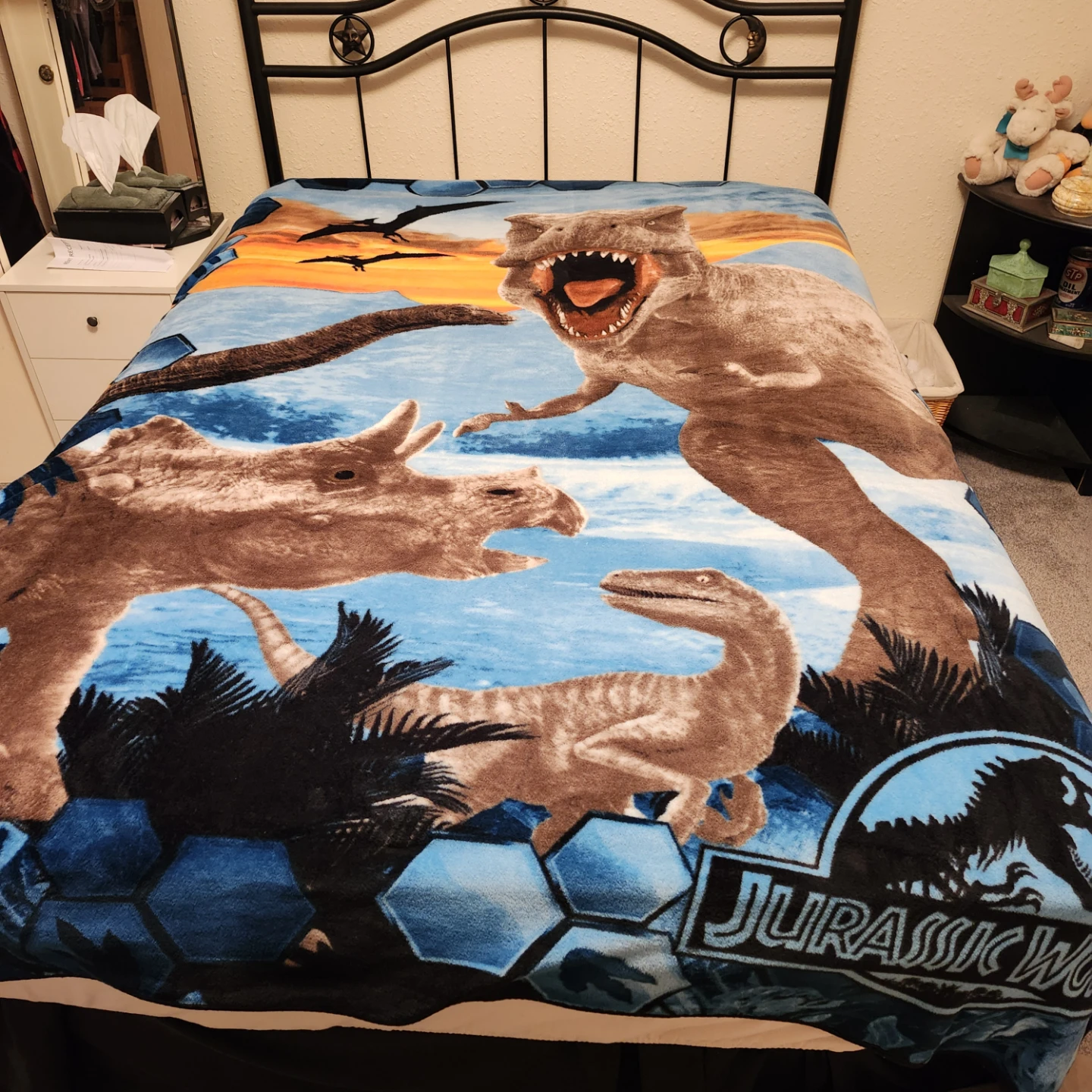Jurassic World Dinosaur Blanket