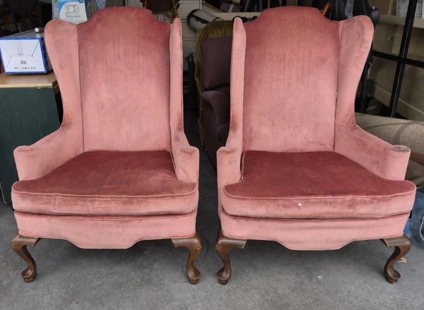 Vogel Wingback Chairs (Pair)