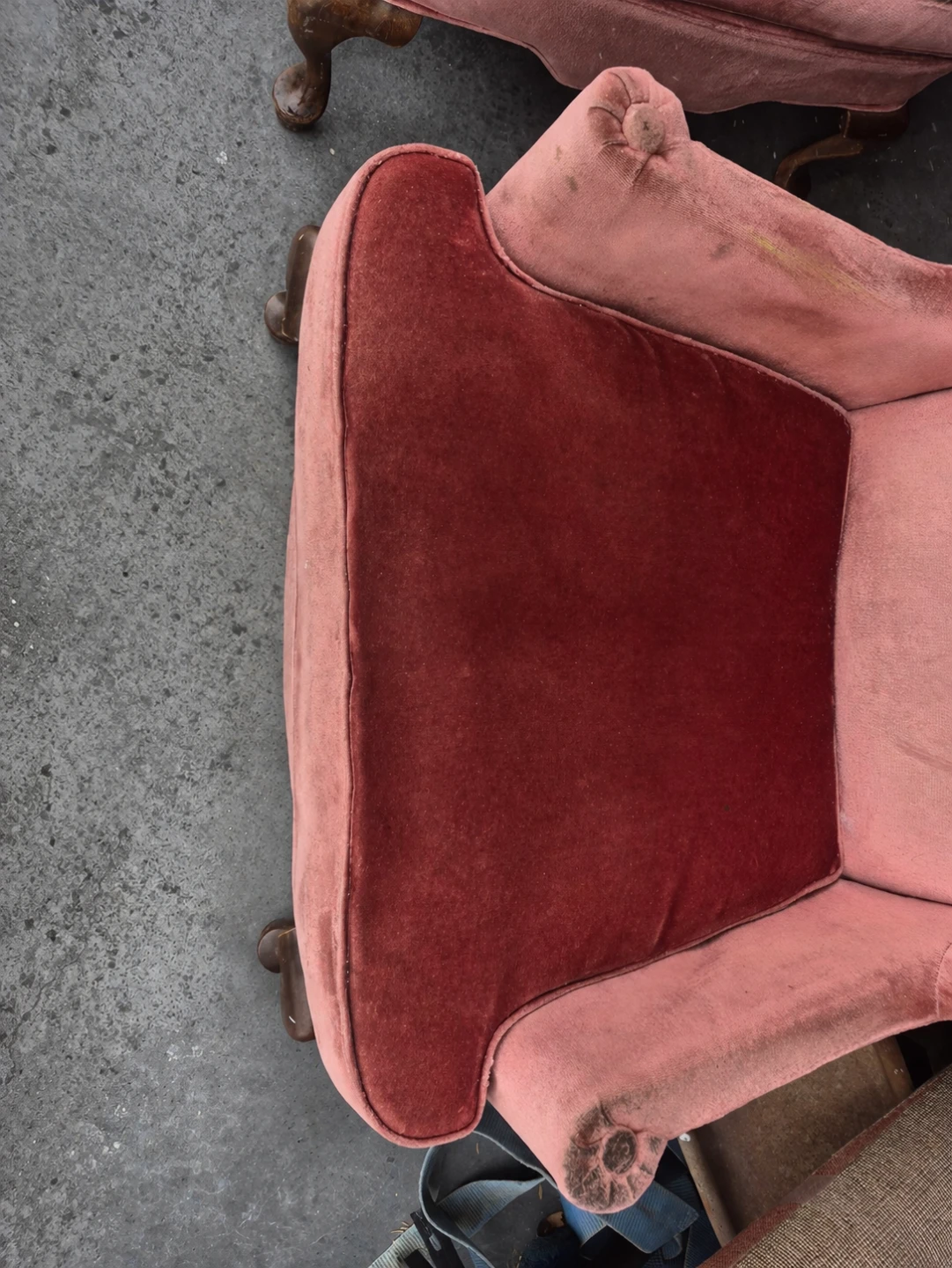 Vogel Wingback Chairs (Pair) - photo 2