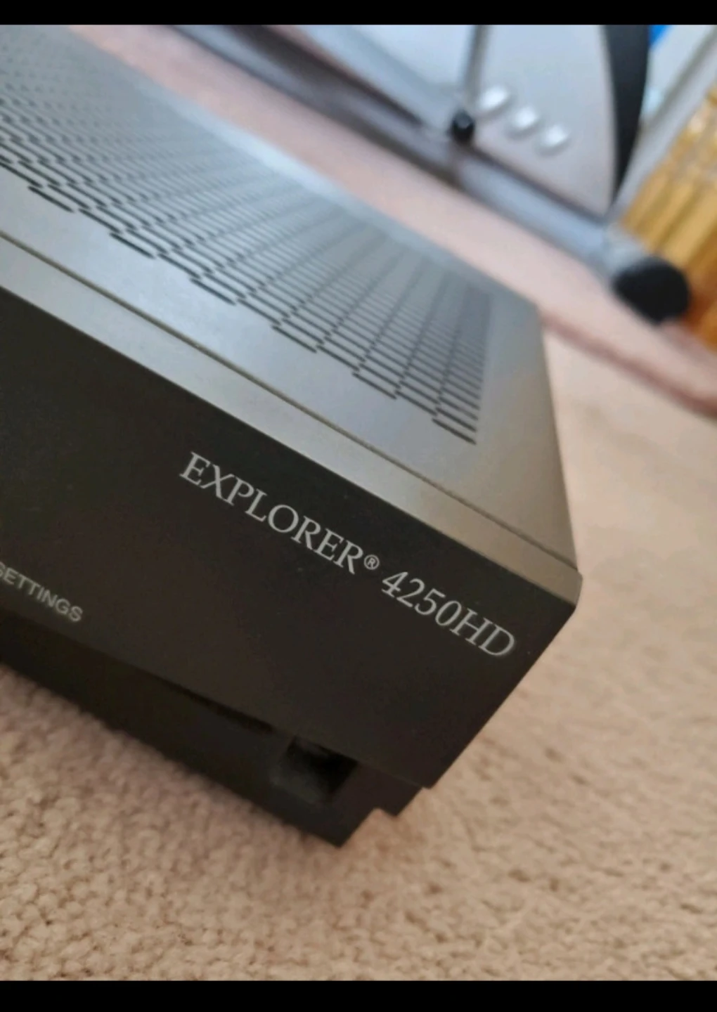 HDTV Cable Box - photo 3