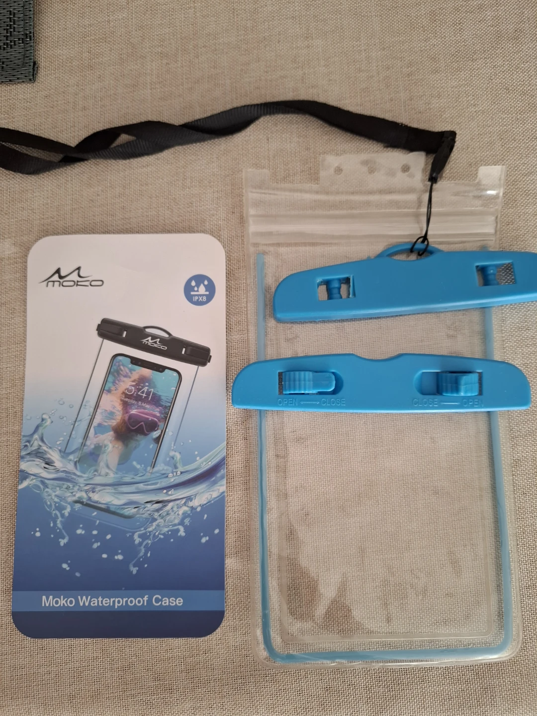 Moko Waterproof Phone Pouch - photo 3