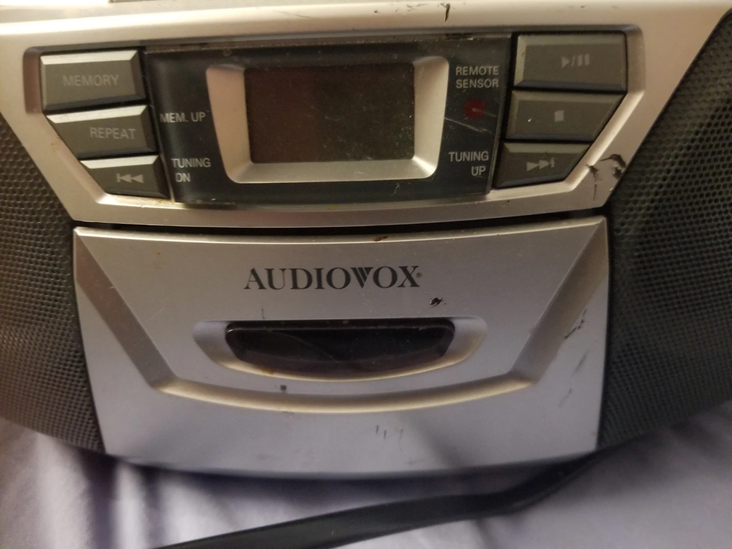 Audiovox portable boombox - photo 2