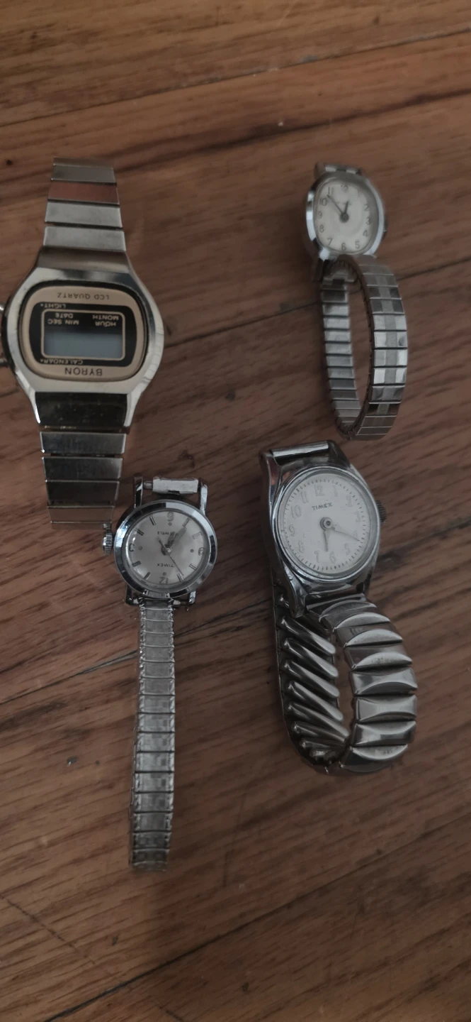 Lot of 4 Women's Watches - photo 2