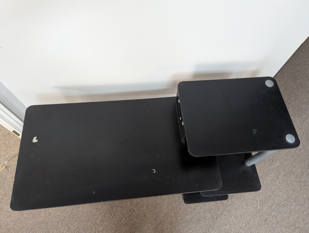 Black computer desk with shelves - photo 2