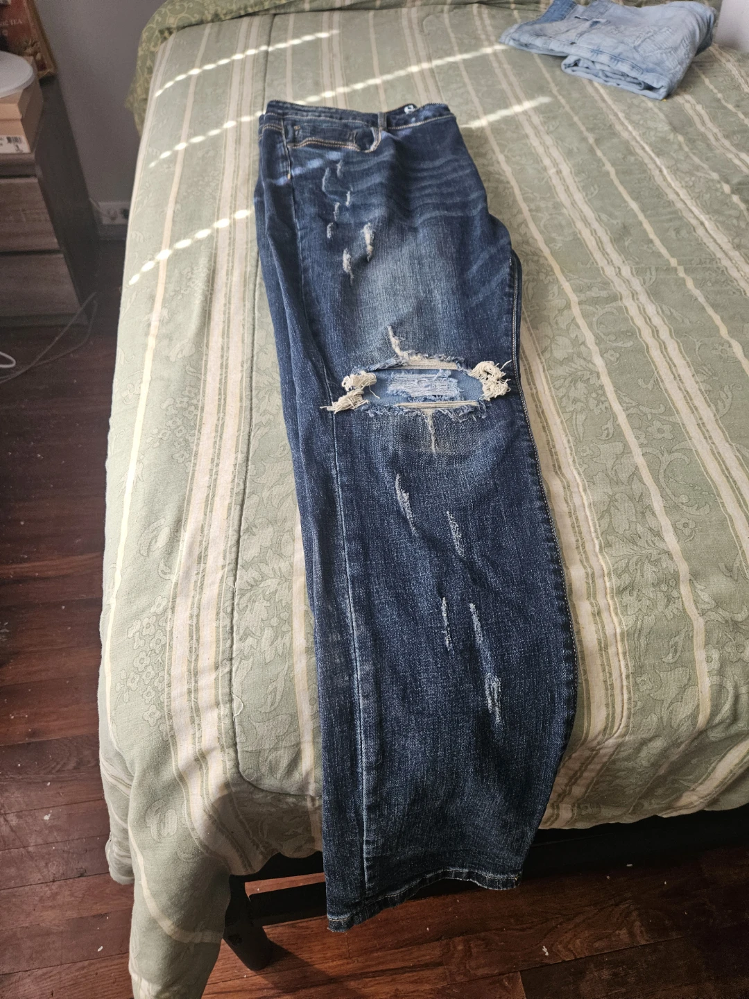 Blue Distressed Denim Jeans - photo 4