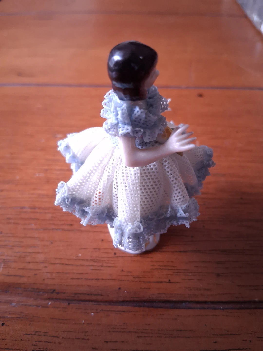 1940- 1950 Dresden Lace figurine - photo 4