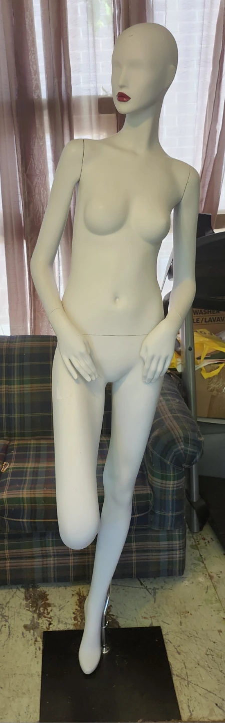 2 White Mannequin