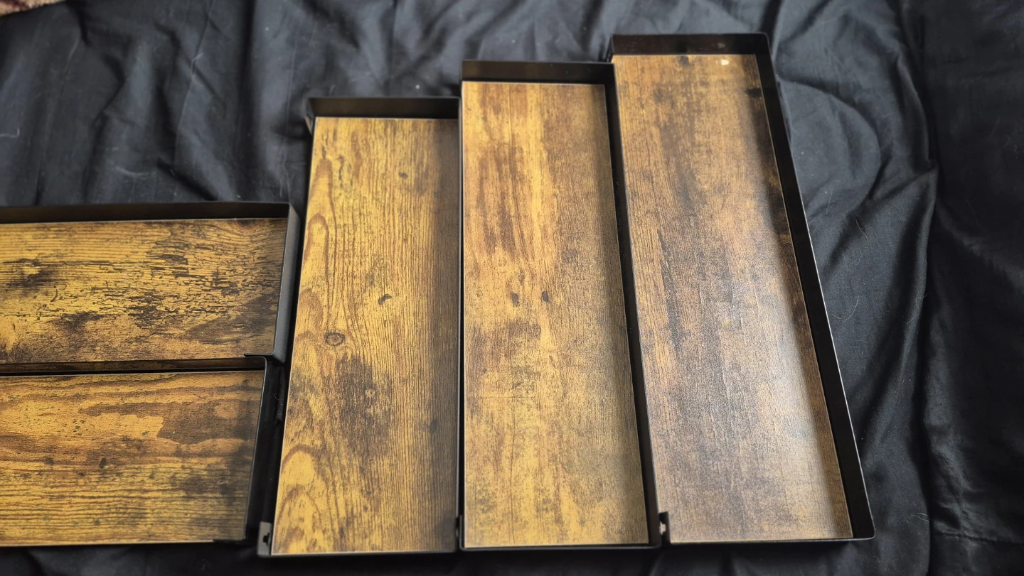 Set of 6 rustic wall shelves