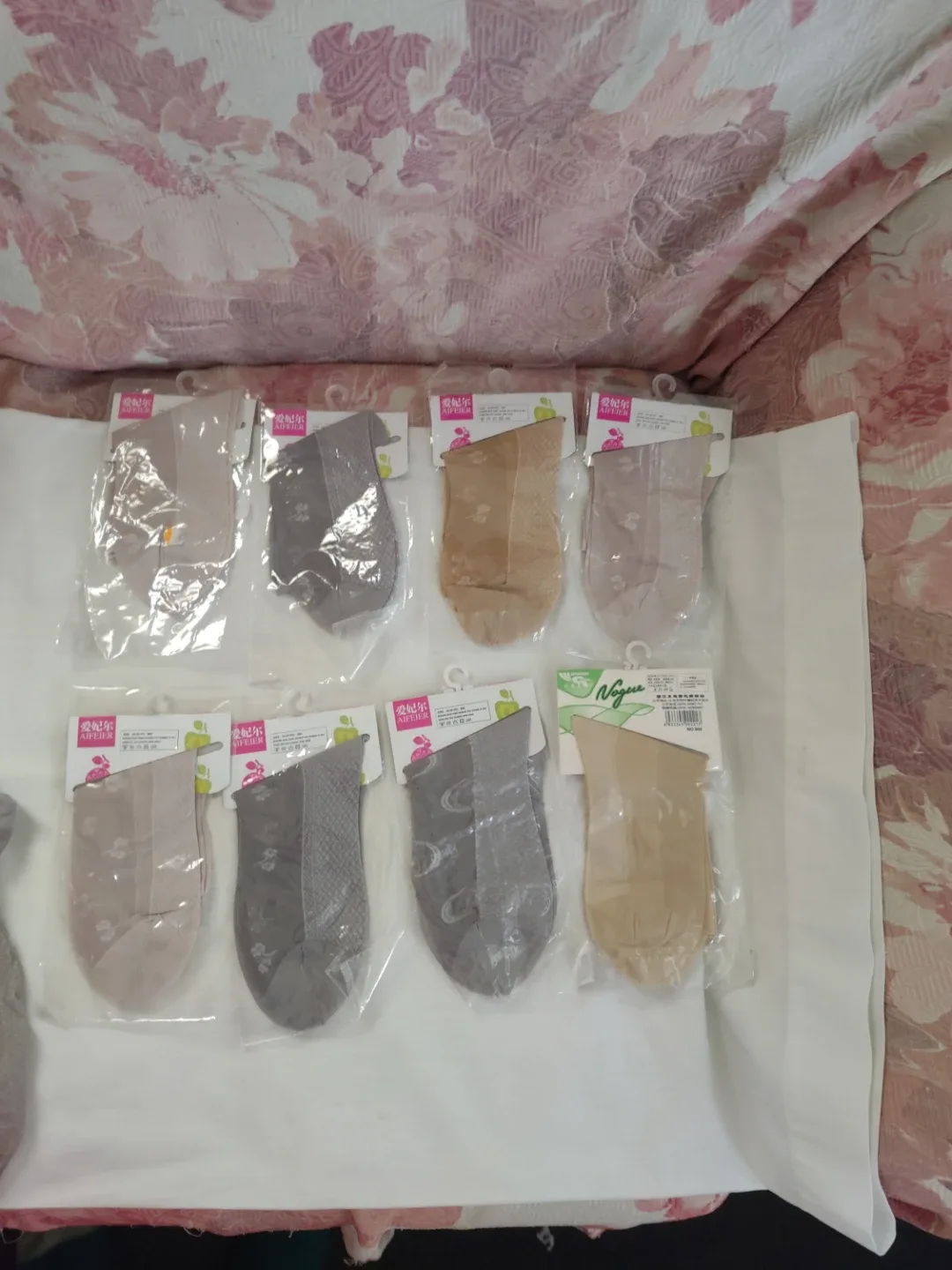Sheer fancy foot socks - photo 4
