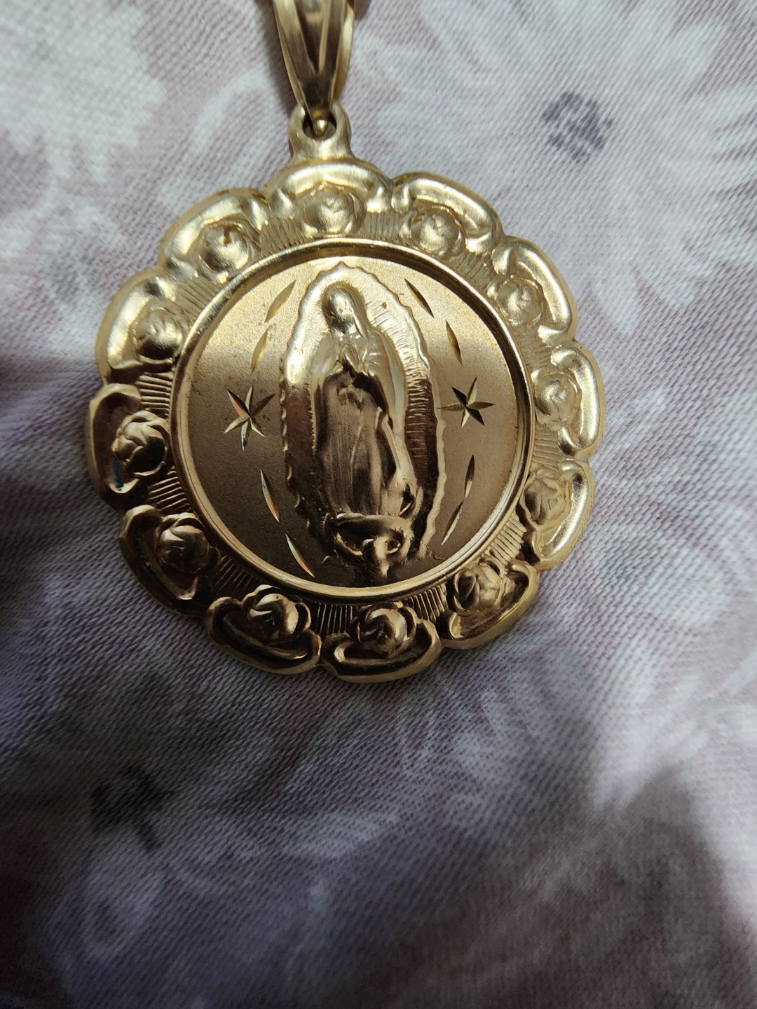 Gold Jesus and Virgin Mary Pendant - photo 2