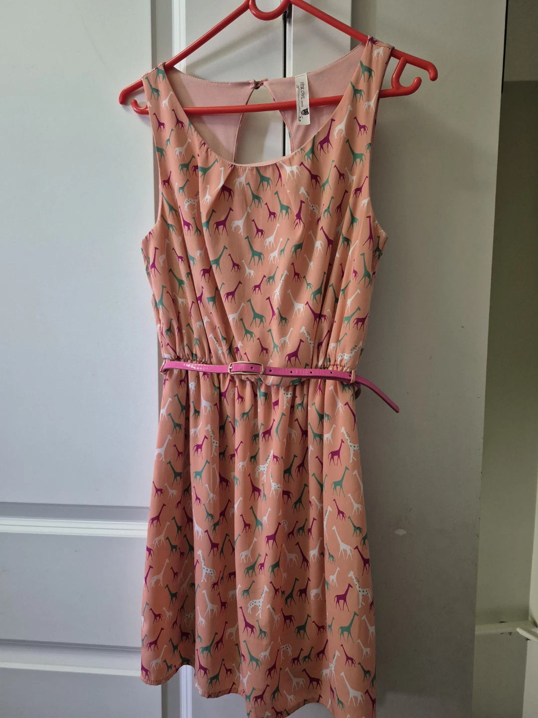 Women Pink Owl Apparel Giraffe Print Dress with Belt Size Small