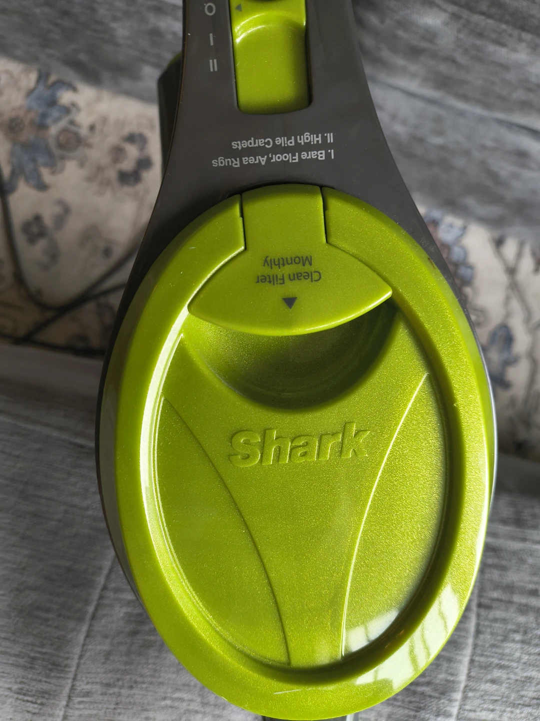 Shark Rocket Vacuum Cleaner CS110GN - photo 2