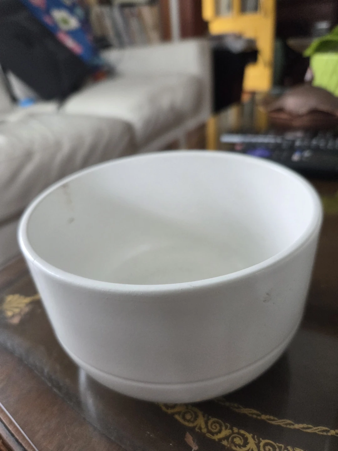 Set of 2 White Bowls - photo 2