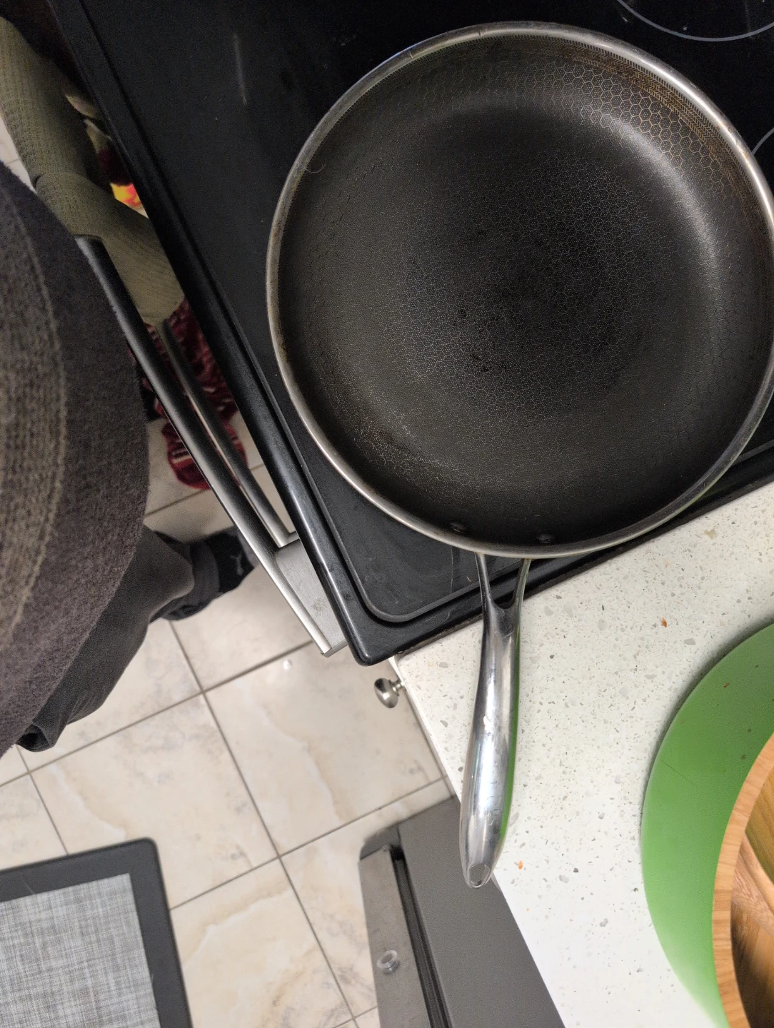 HoneyComb Non-Stick Frying Pan Set hex clad