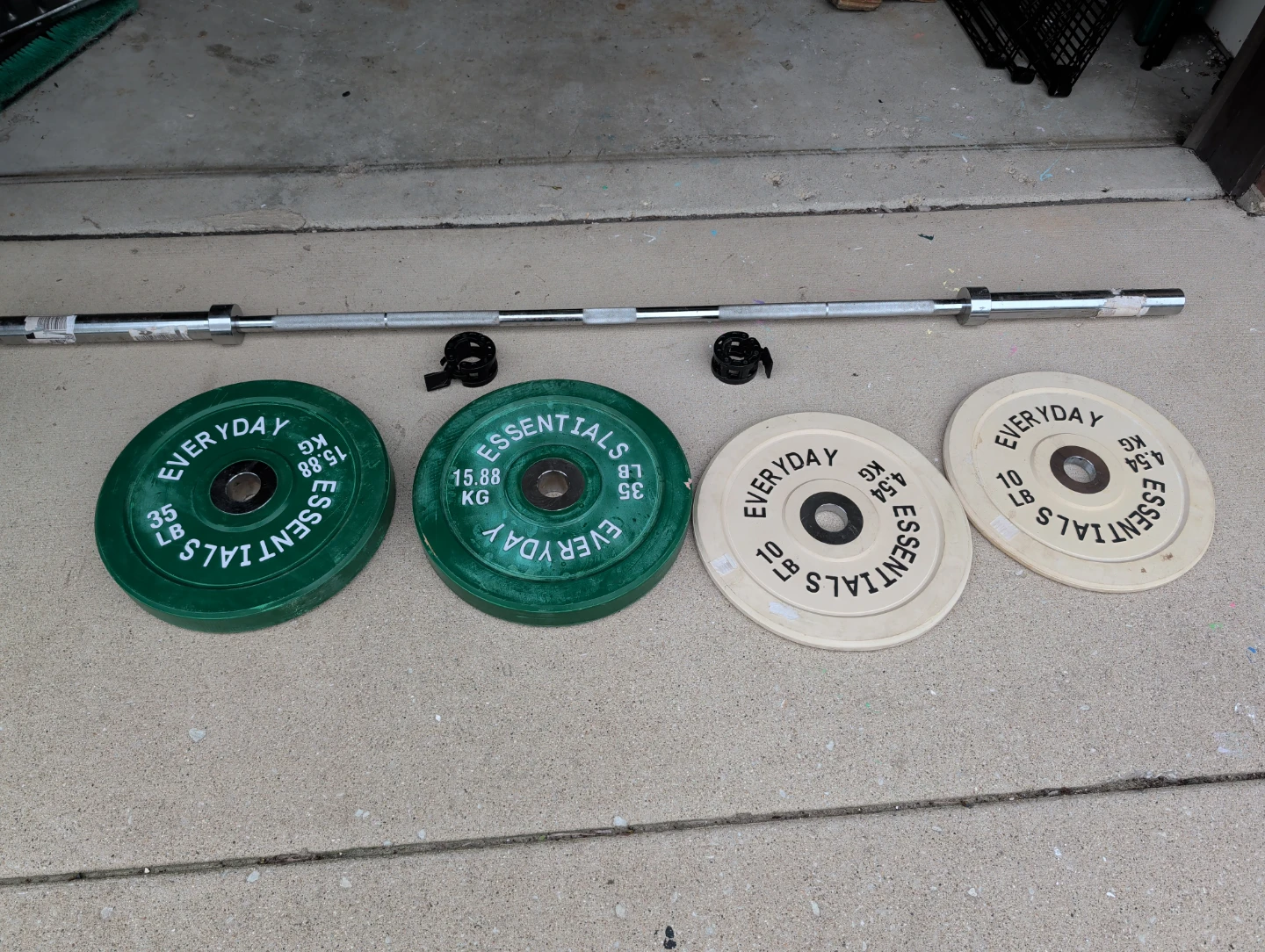 Everyday Essentials Weightlifting Barbell and Plates Set - photo 2