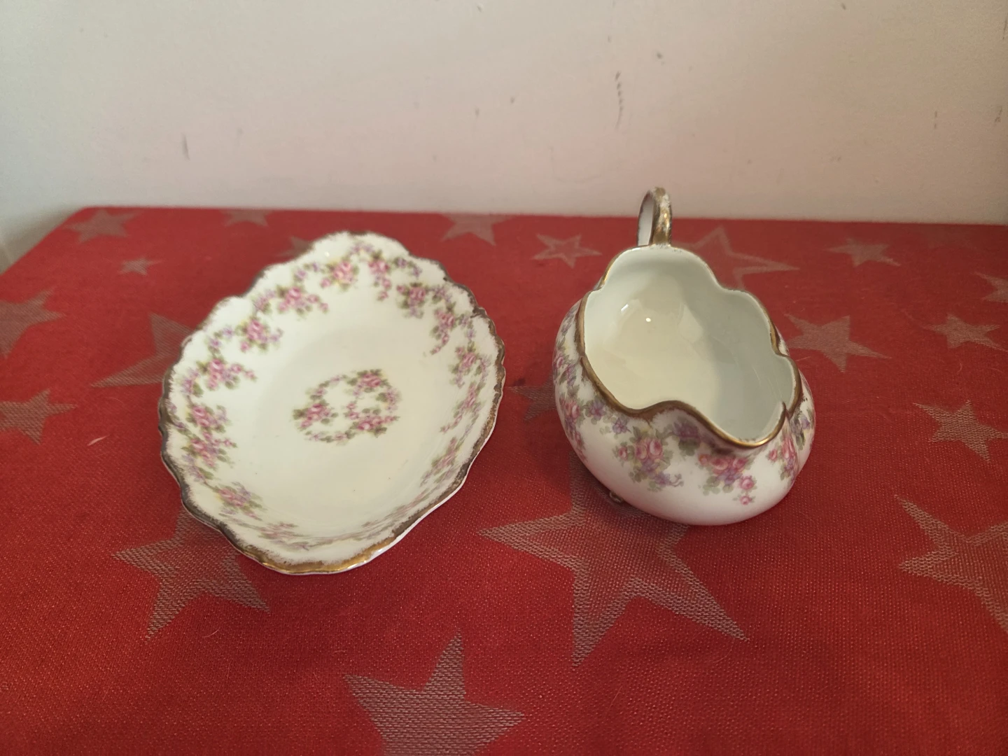 Antique Elite Works Limoges Gravy Bowl and Dish, Bridal Wreath - photo 3