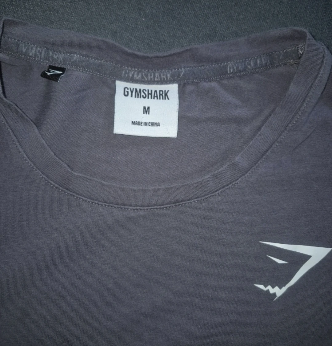 Gymshark T-Shirt - Size M - photo 2