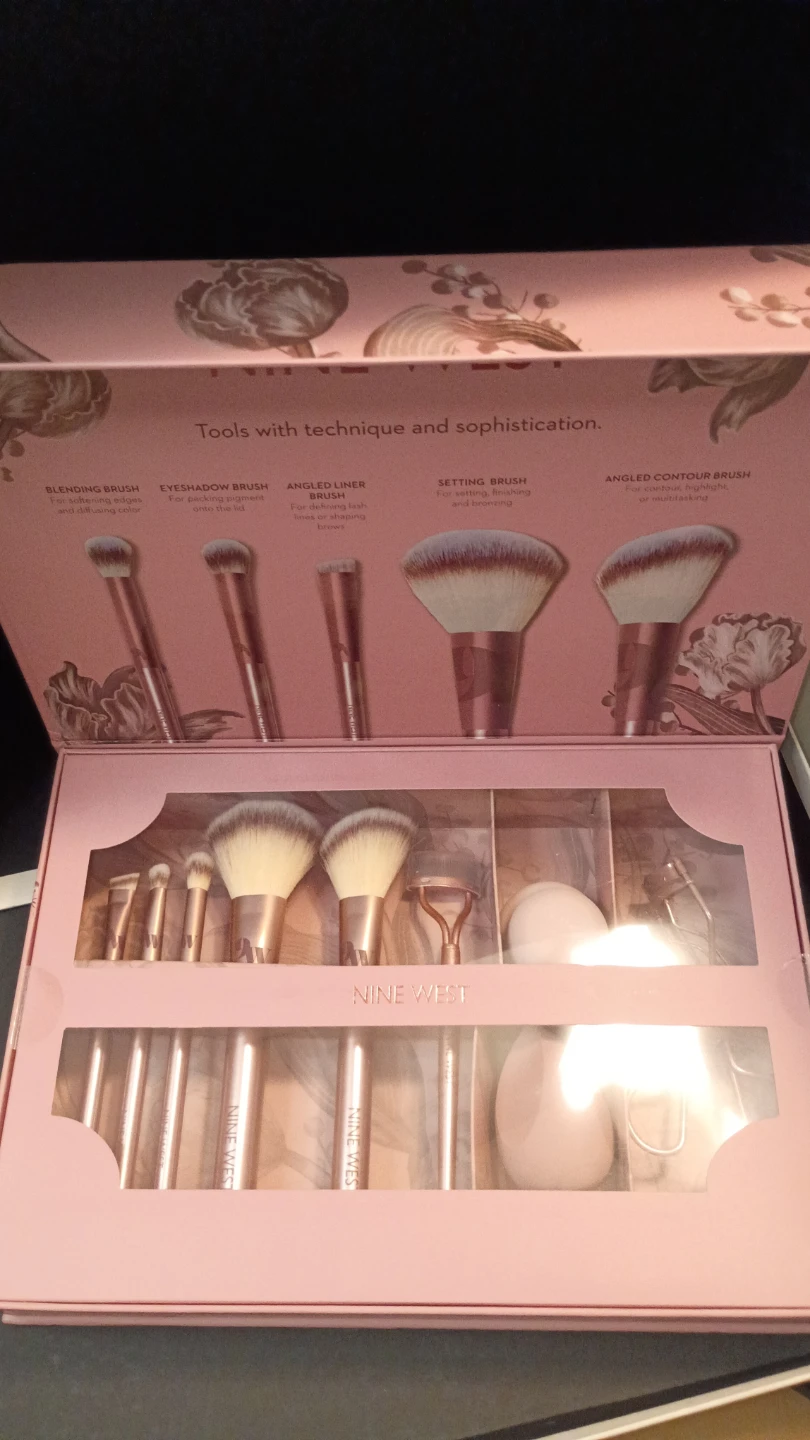 Nine West Makeup Brush and Beauty Sponge Set