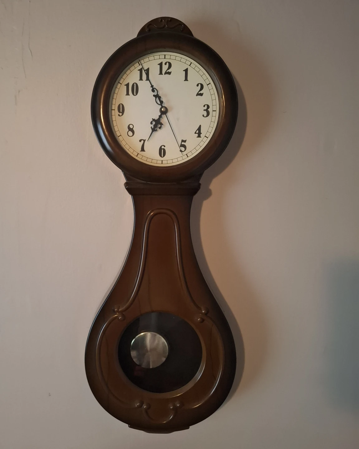 Wall Clock with Pendulum- Silent