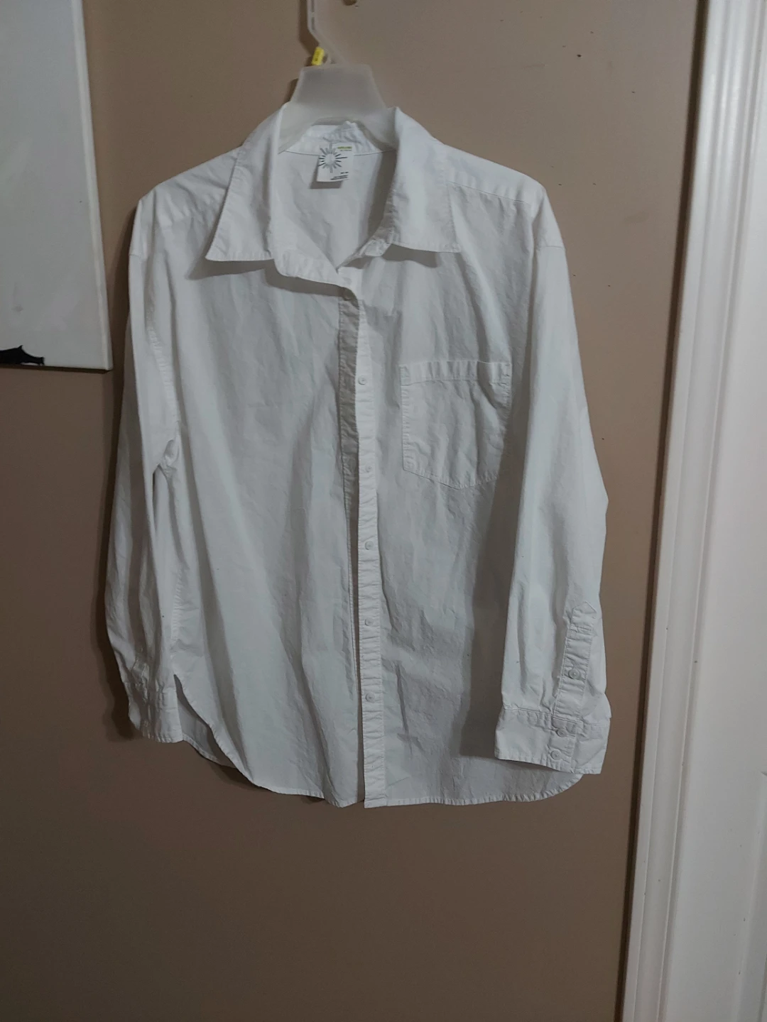 White OFFLINE by Aerie Button-Up Shirt - Size M
