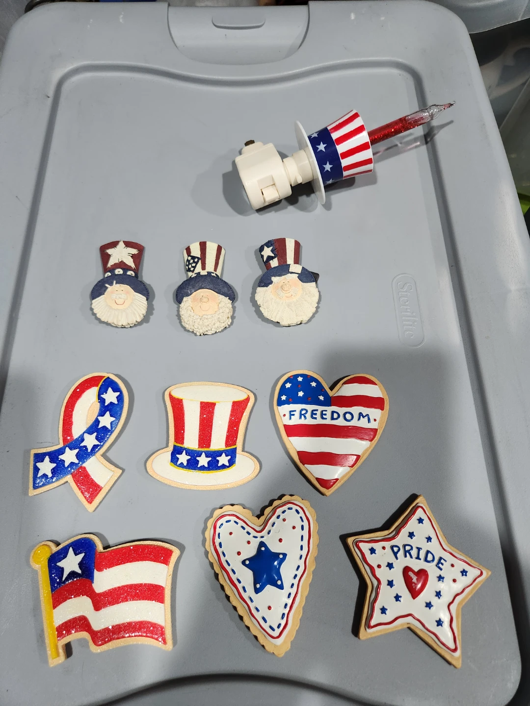 Refrigerator magnets