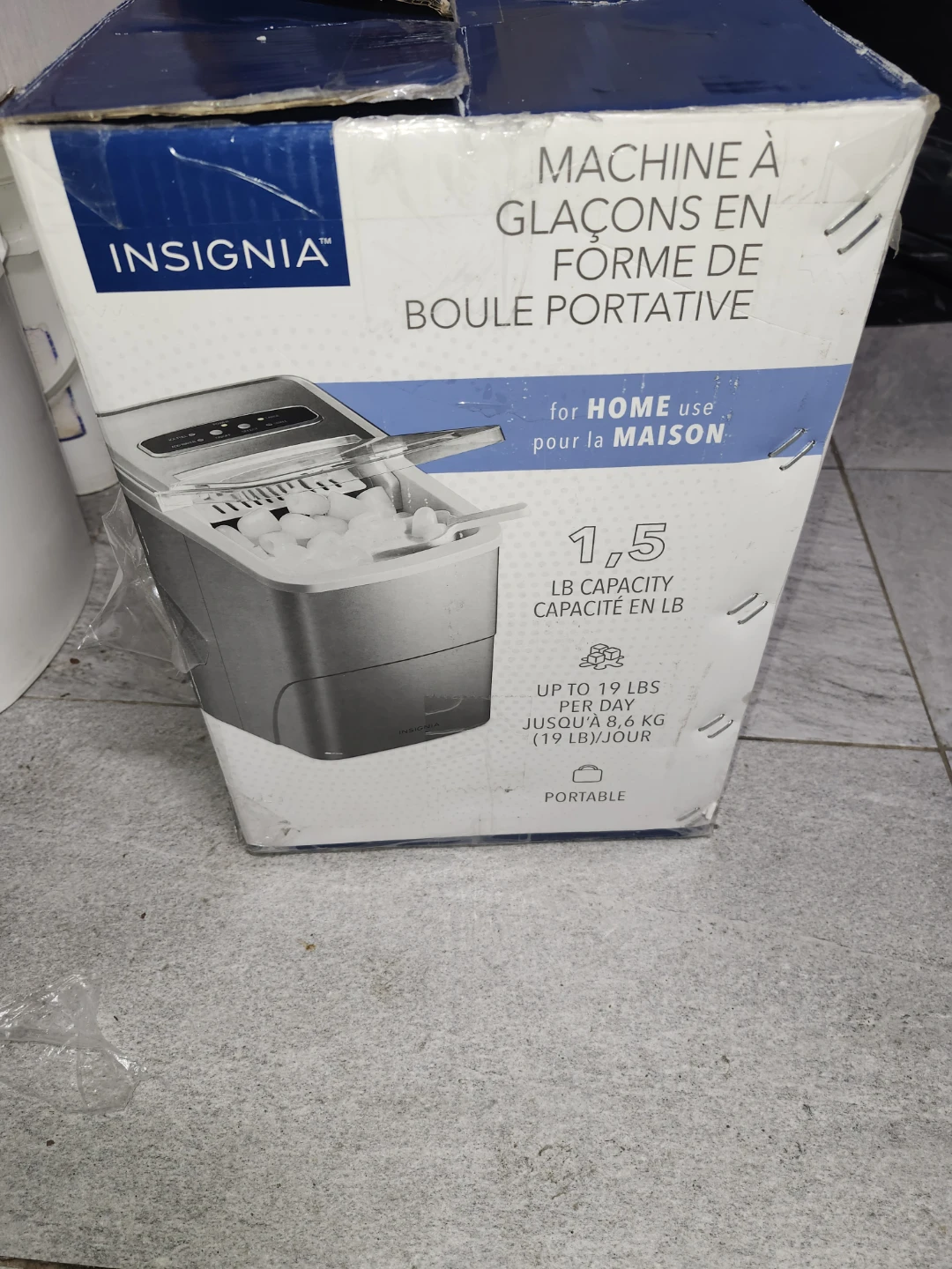 Insignia Portable Ice Maker