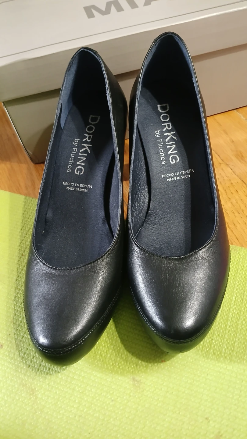 Dorking by Fluchos Black Leather Heels - Size 36