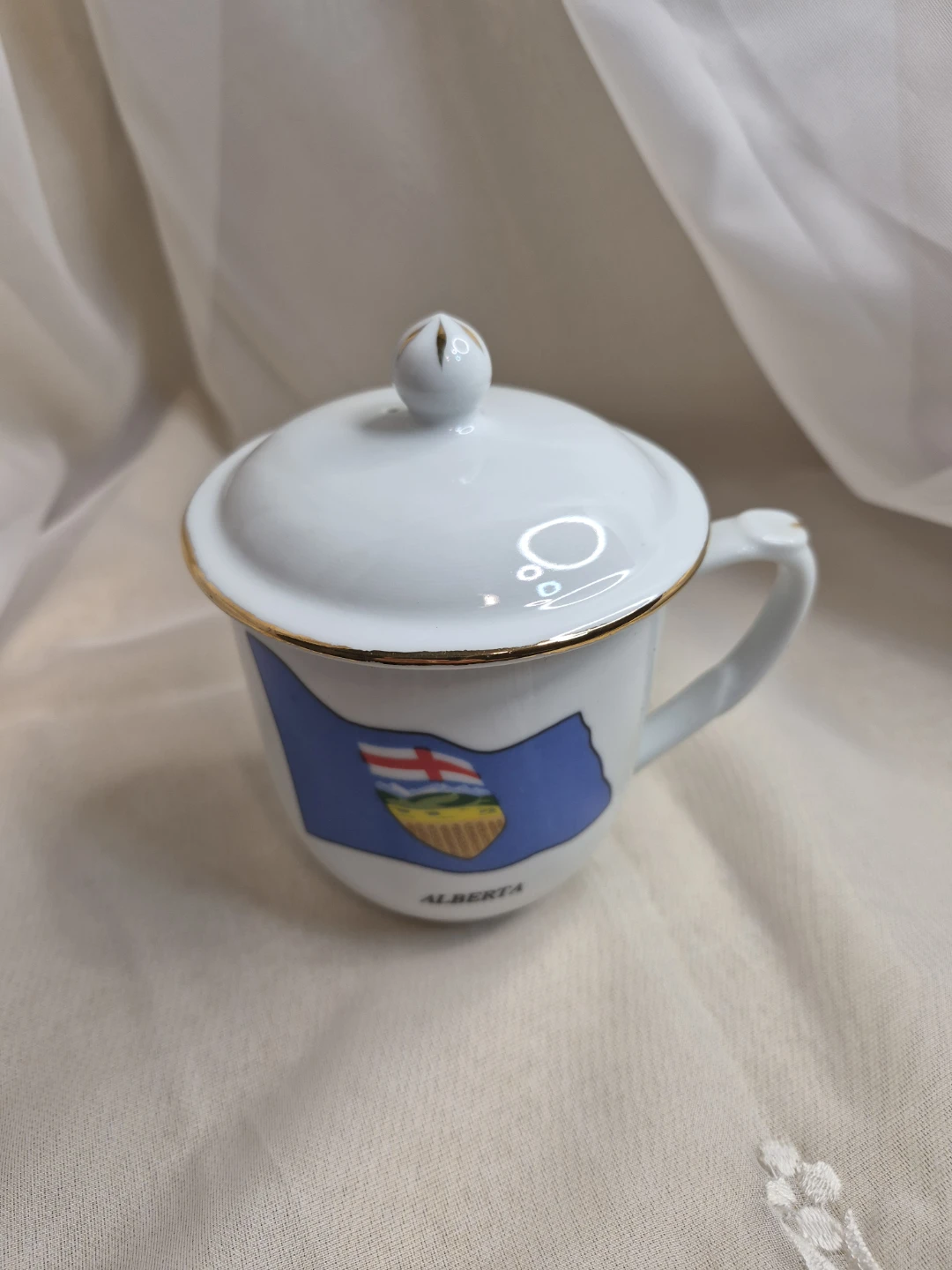 Canadian Collection Alberta Porcelain Mug with Lid - photo 2
