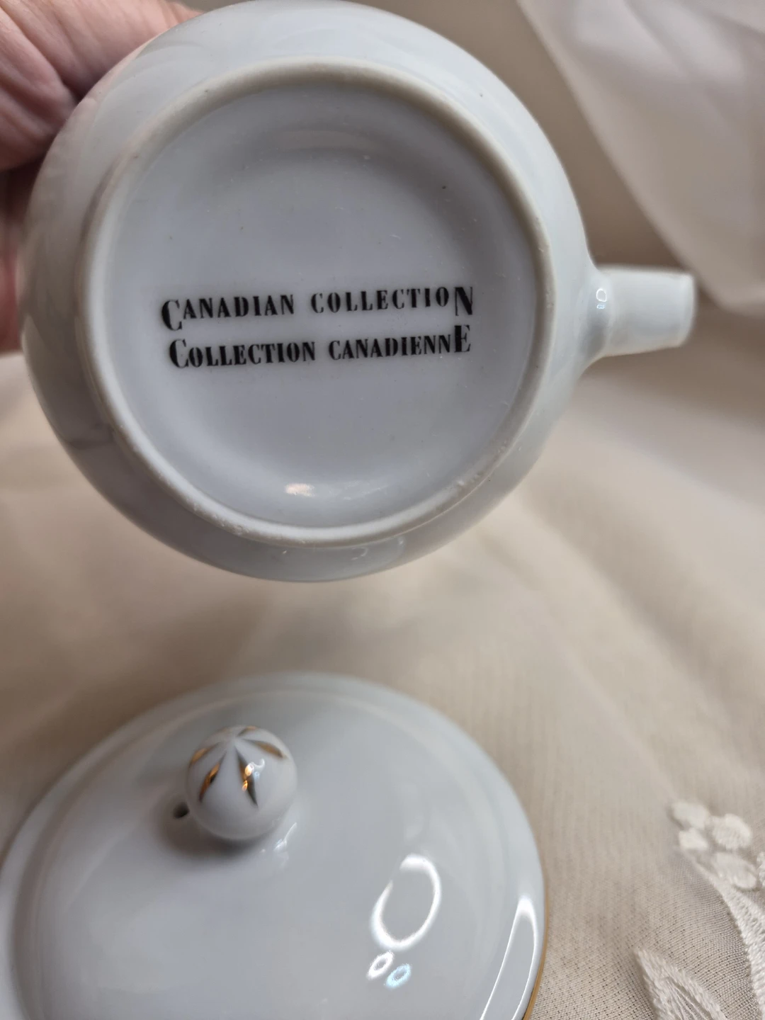 Canadian Collection Alberta Porcelain Mug with Lid - photo 5