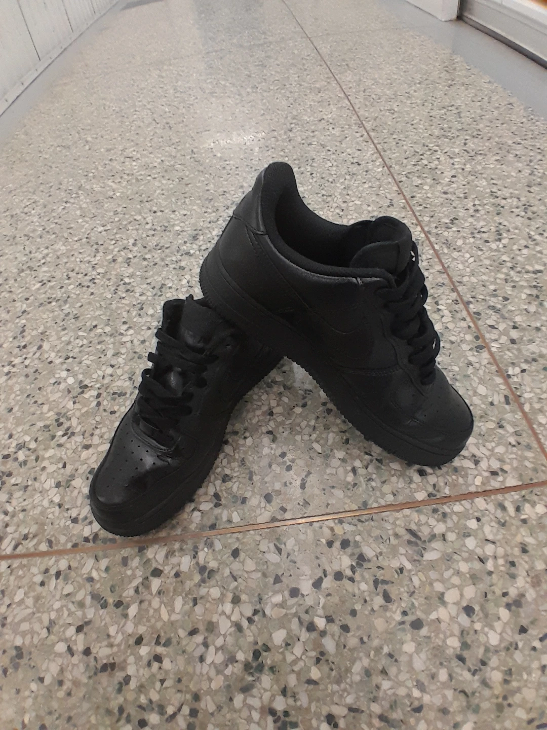 Nike Air Force 1 Low Black Sneakers Size 9 - photo 5