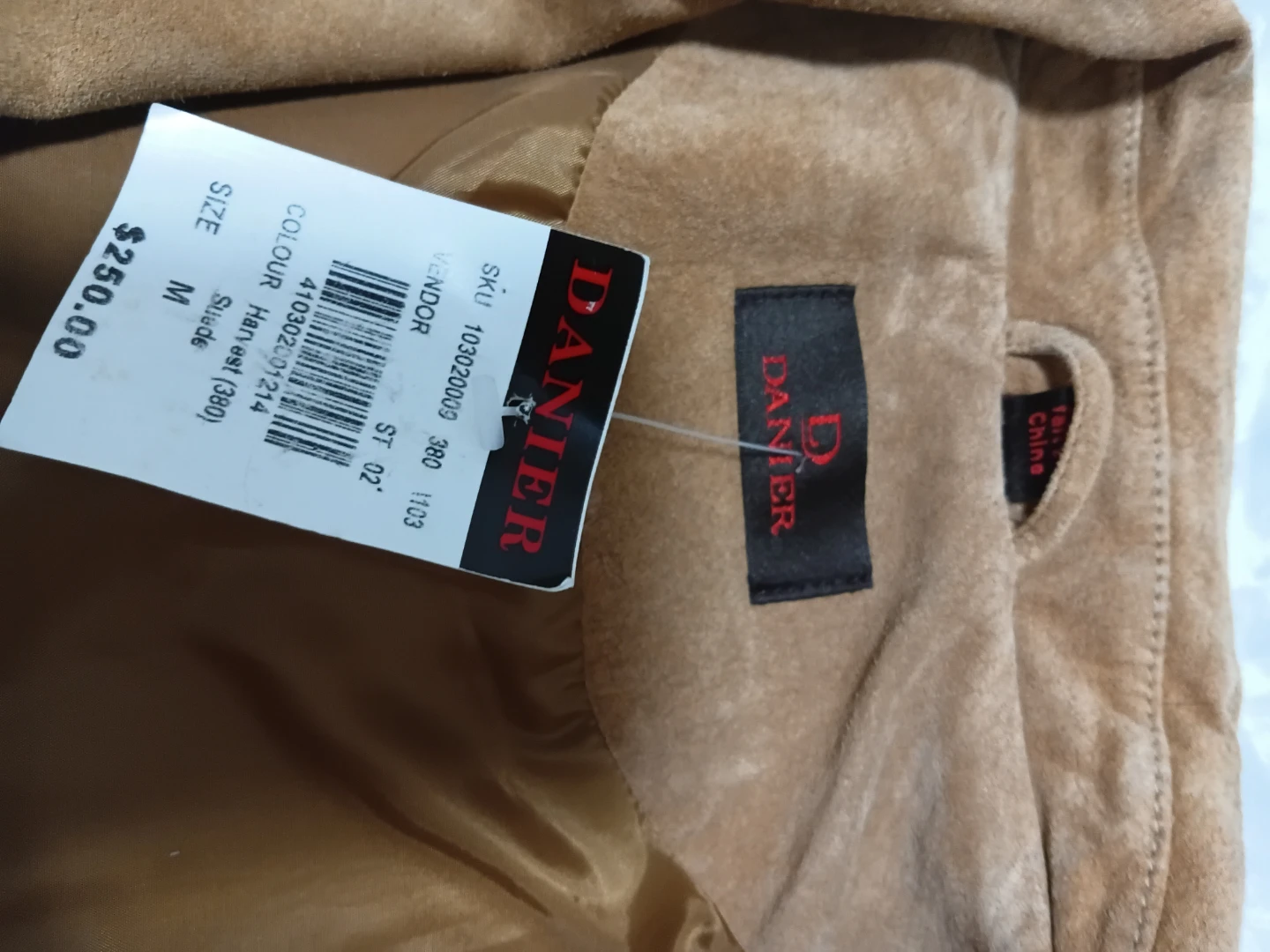 Danier Suede Jacket - Size M - photo 3