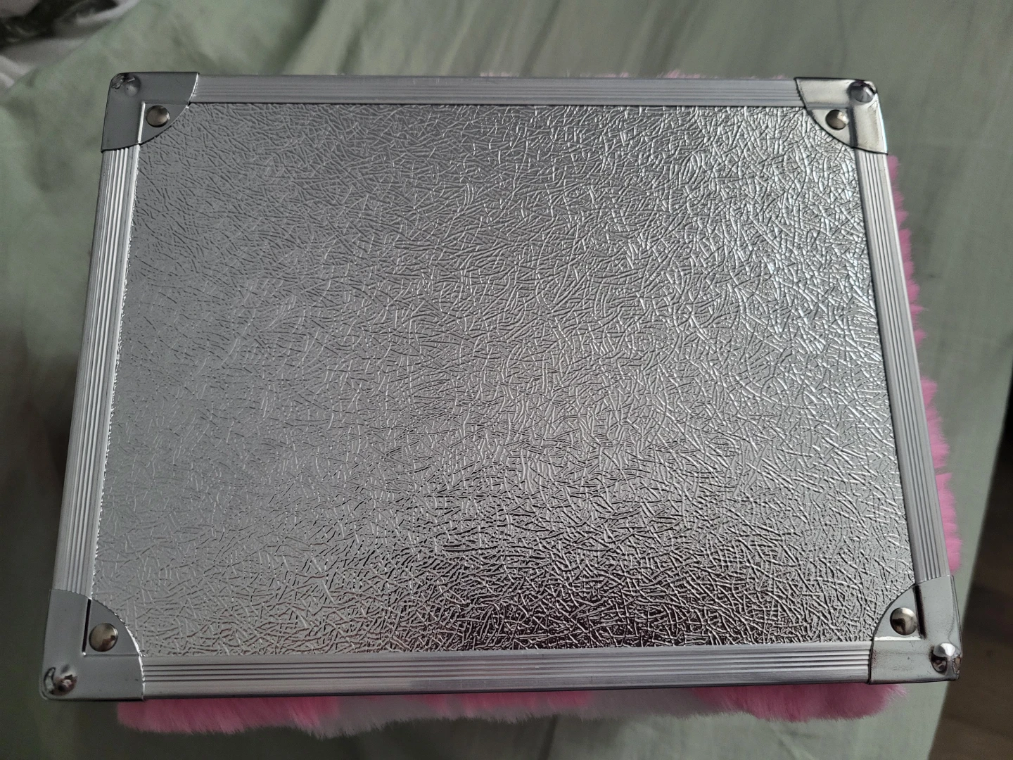 Cute fluffy case - photo 4