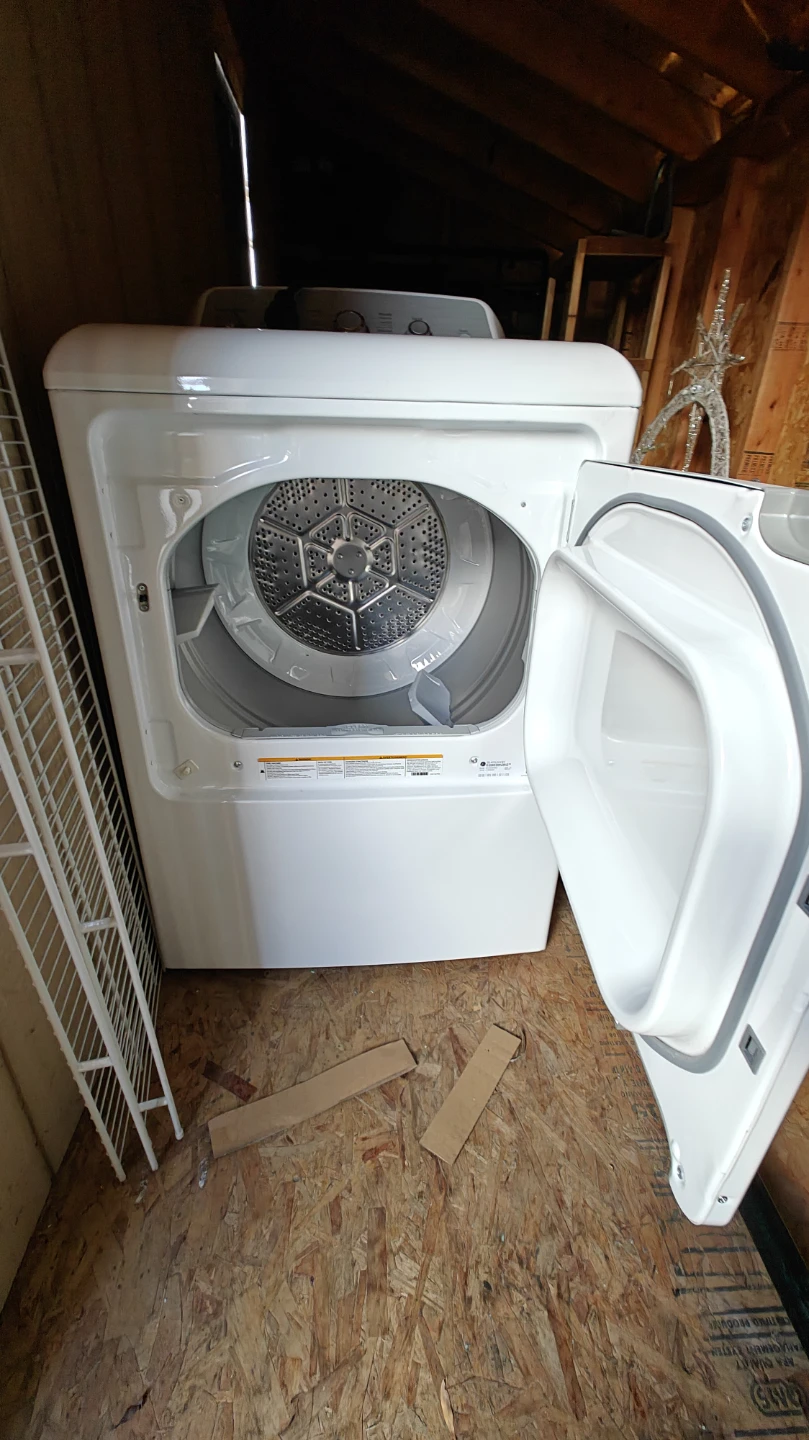 GE Appliances Dryer GTD45EBM0RW5 - photo 2