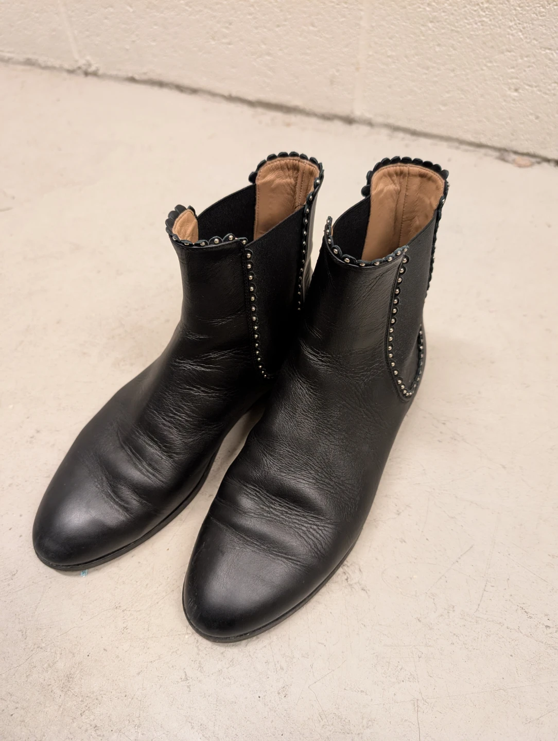 Aquazzura Black Leather Studded Chelsea Boots - Size 39