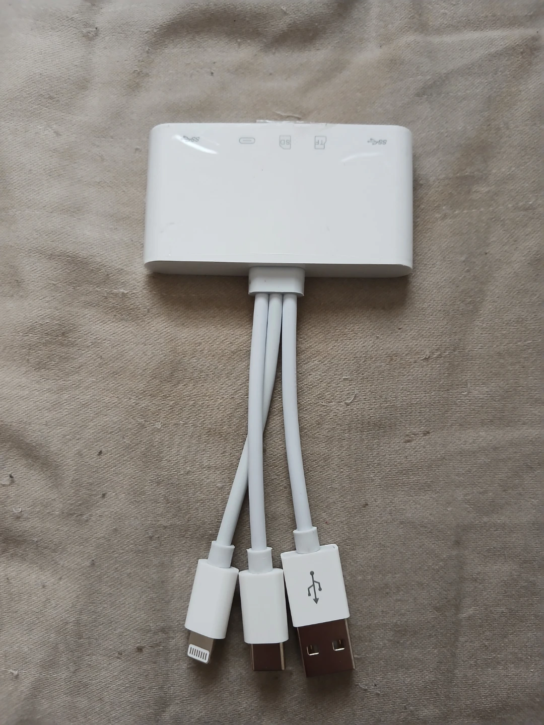 5-1 SD & TF Reader W/ Multiple Ports, & Cords - photo 2