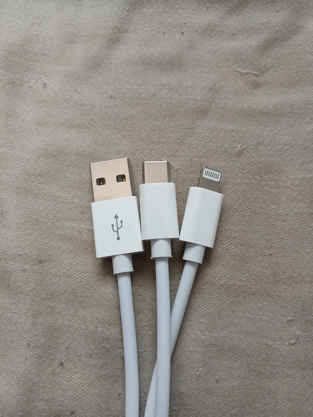 5-1 SD & TF Reader W/ Multiple Ports, & Cords - photo 4