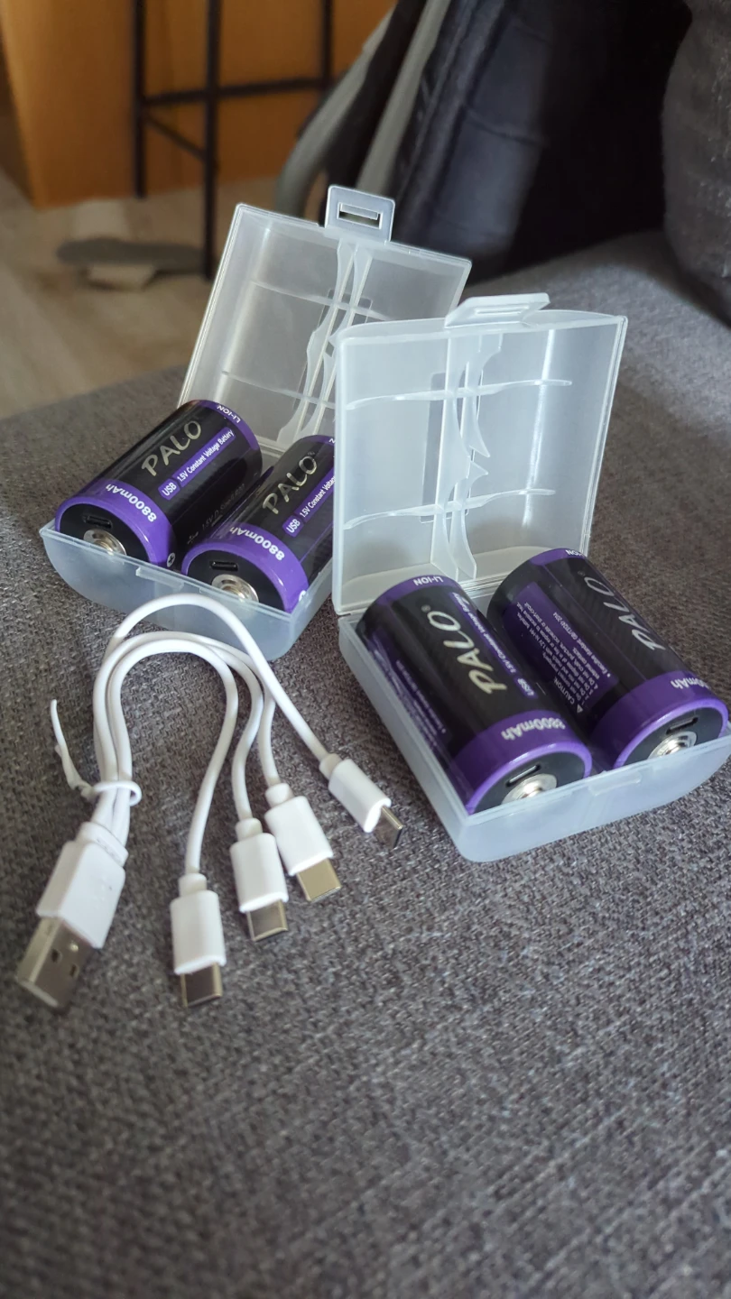 Air Mattress Pump with 4 x 1.5V Rechargeable Batteries - photo 2